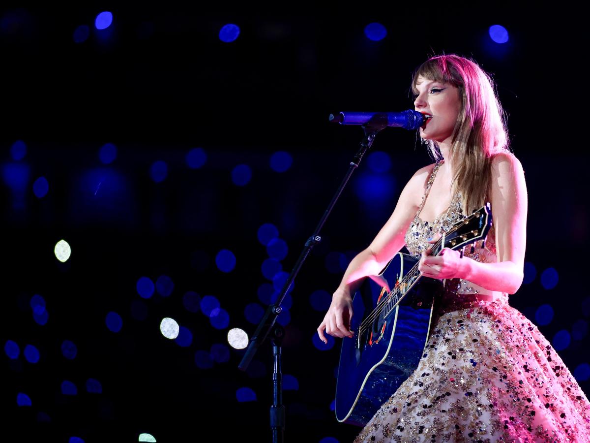 3 friends who got tickets to all 6 Taylor Swift shows in Singapore said they used spreadsheets, 4 devices and a network of relatives to do it.