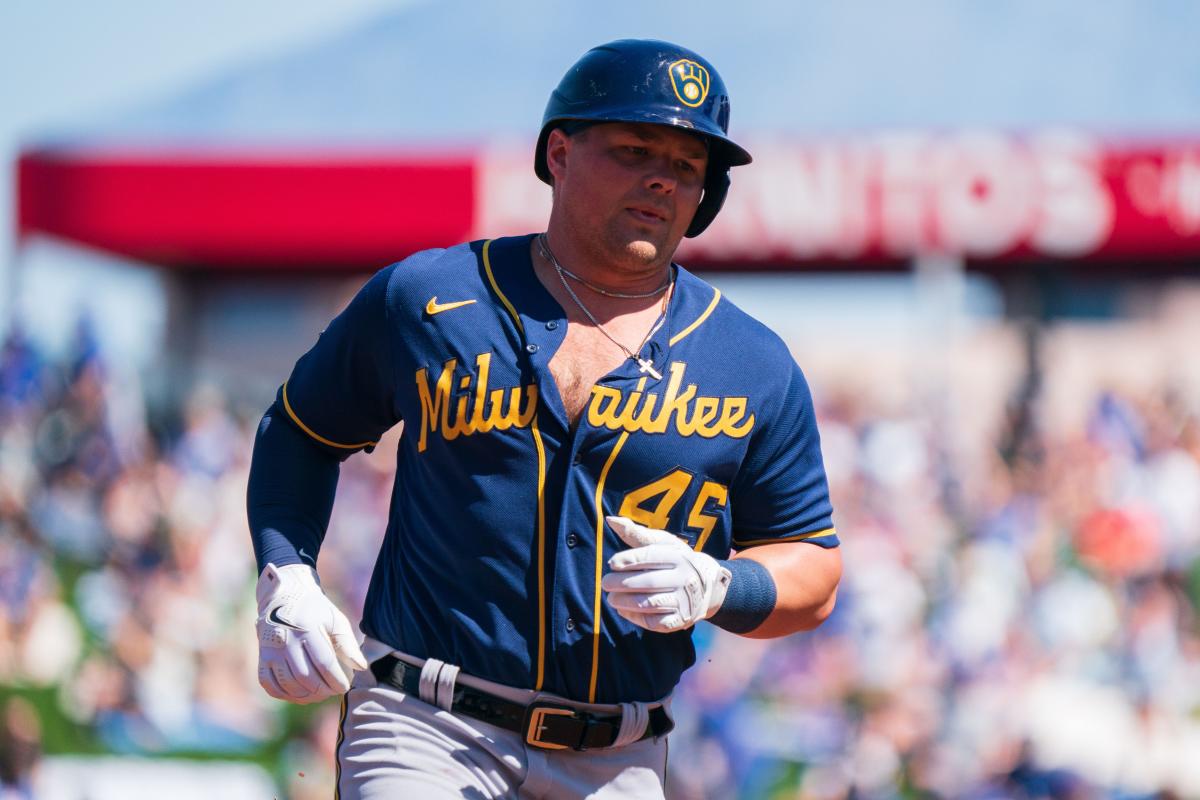 Mets' Luke Voit rocks sleeveless jersey in minors to fans' delight