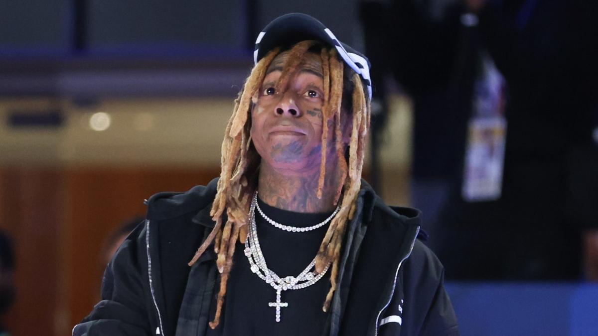 Lil Wayne Expresses Disappointment Over Super Bowl Snub