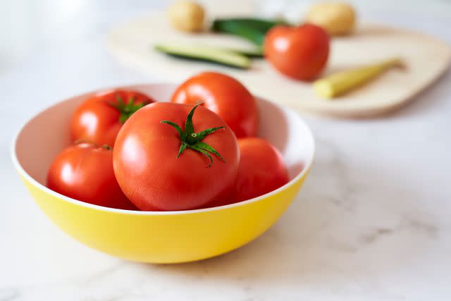 A bowl of tomatoes. (BHG/Michelle Parkin)