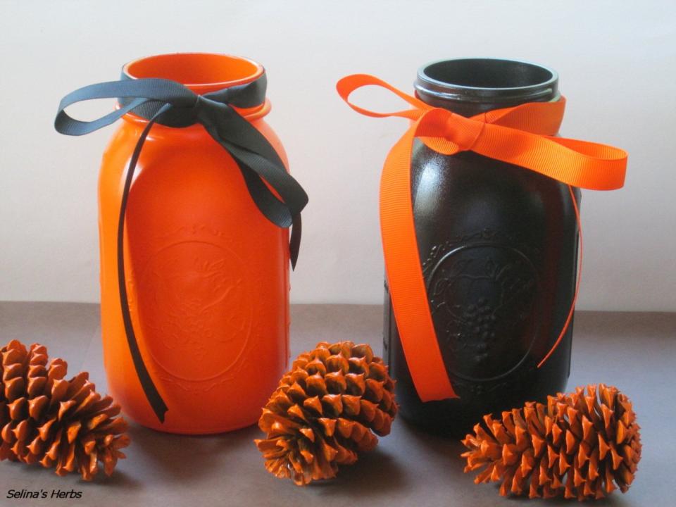 13) Orange & Black Mason Jars