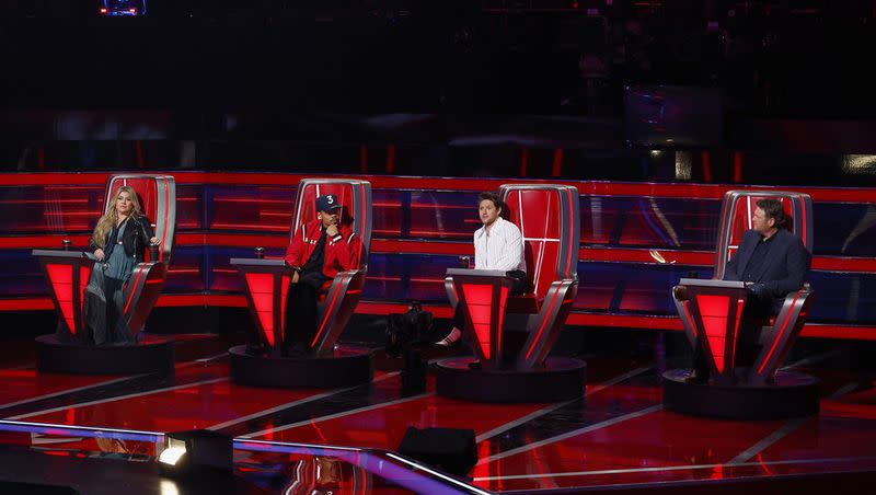 Coaches Kelly Clarkson, Chance The Rapper, Niall Horan and Blake Shelton on “The Voice.” 