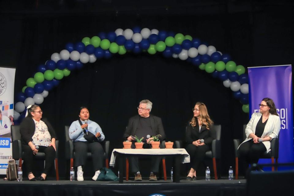 El Paso Matters invited a therapist, a high school student and a parent to speak at a mental health forum at El Paso Community College. (Corrie Boudreaux/El Paso Matters)
