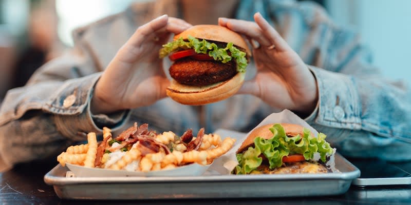 Es kursieren Thesen, dass etwa vegetarische und vegane Fleischalternativen schwere Krankheiten auslösen könnten.<span class="copyright">Getty Images</span>