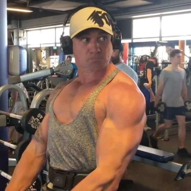 Shannon Noll has shared a video of himself doing some weights. Source: Instagram