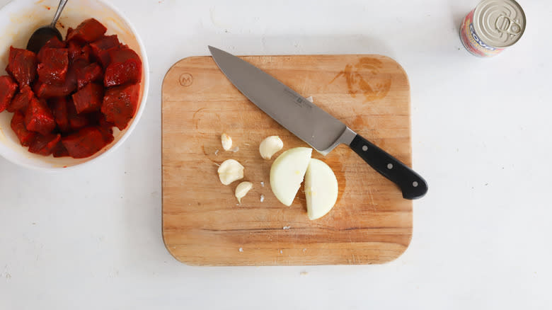 peeled onion and garlic