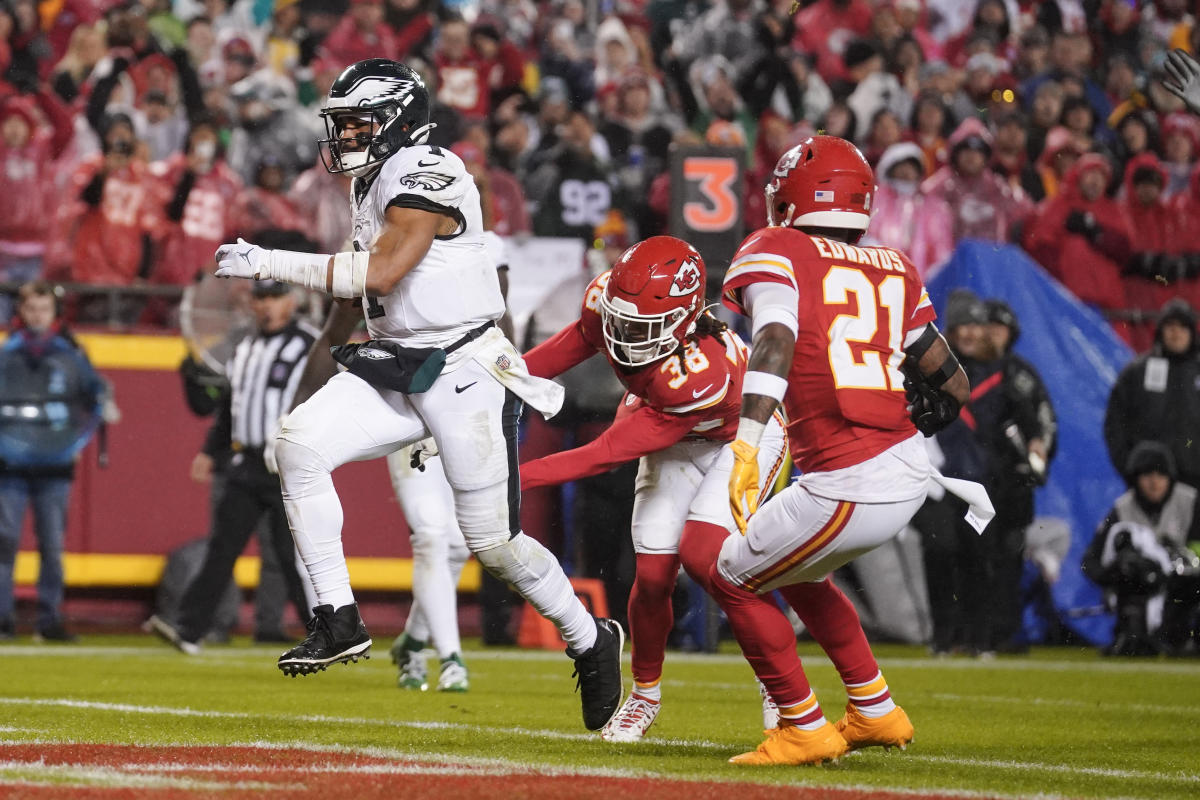 Eagles-Chiefs MNF Super Bowl rematch draws in monster numbers