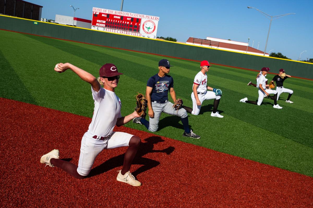 Robstown Cotton Pickers top Tuloso-Midway in high school baseball