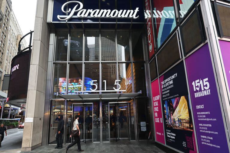 El cuartel general de Paramount Global en Times Square, Nueva York. Aquí podría decidirse el futuro de Telefé 