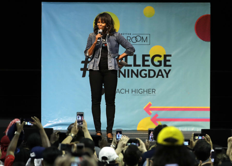 <span>Michelle Obama treated fans to a dance performance at Temple University. (Photo: AP/Matt Slocum) </span>