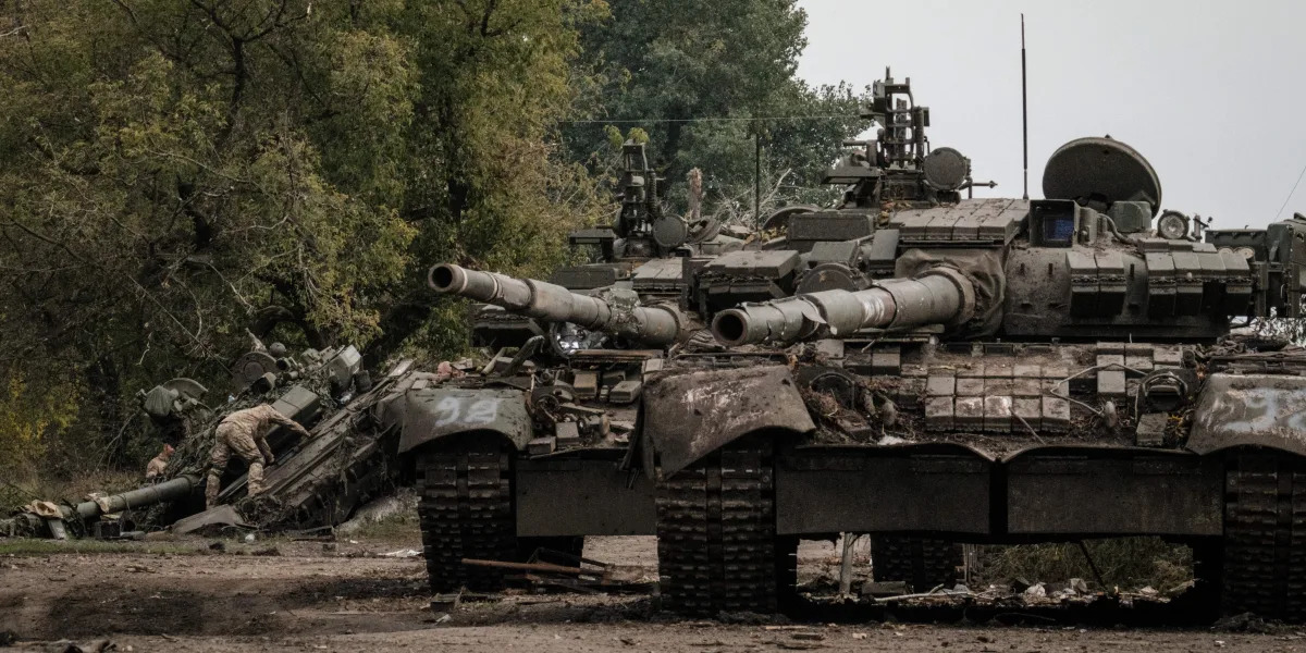 Retreating Russian troops are arming Ukraine with modern T-90 tanks as Putin's a..