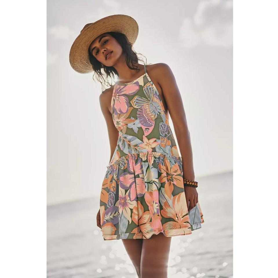 Free People Memorial Day Sale 2024: Score 50% Off Summer Dresses