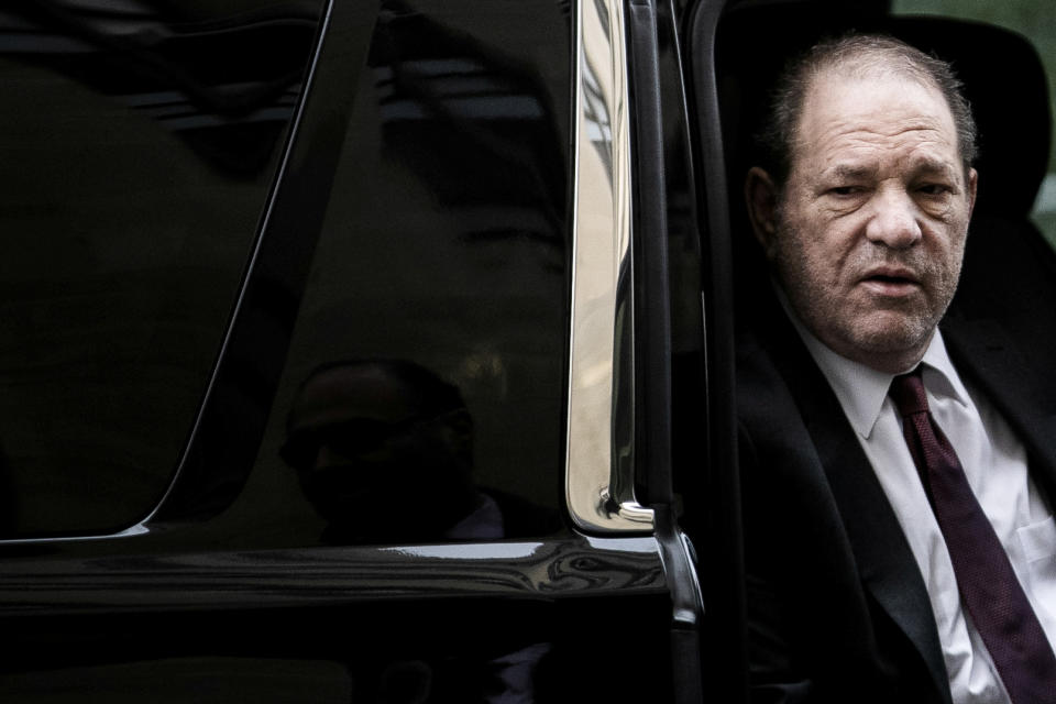 Image: Film producer Harvey Weinstein arrives at New York Criminal Court for his sexual assault trial in the Manhattan borough of New York City. (Jeenah Moon / Reuters)