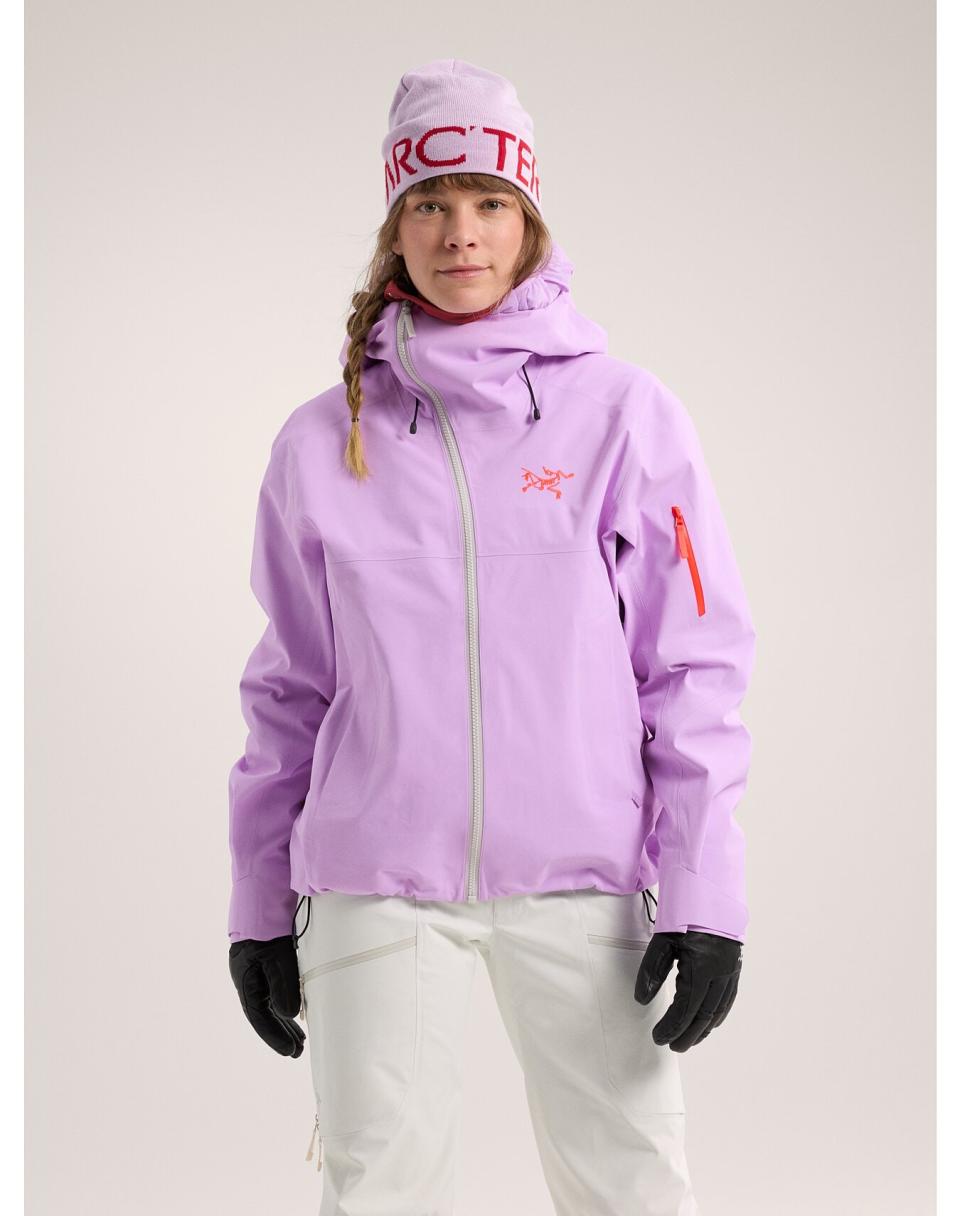 <p><a href="https://arcteryx.com/us/en/shop/womens/sidewinder-jacket" rel="nofollow noopener" target="_blank" data-ylk="slk:Shop Now;elm:context_link;itc:0;sec:content-canvas" class="link ">Shop Now</a></p><p>Sidewinder Jacket</p><p>arcteryx.com</p><p>$750.00</p>