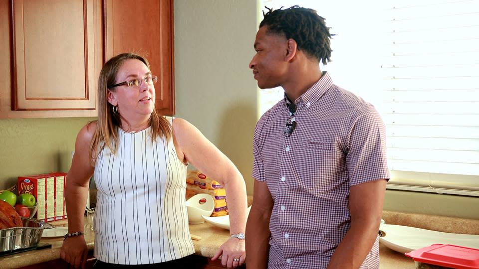 Grandma who invited a teen to Thanksgiving by accident kept her promise, which is the nicest thing ever