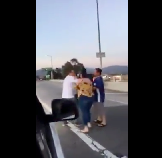 Una trifulca en la carretera 118 estuvo marcada por un insulto contra una familia hispana