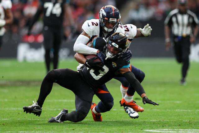 NFL: Denver Broncos twice come from behind to beat Jacksonville Jaguars  21-17 at Wembley - BBC Sport