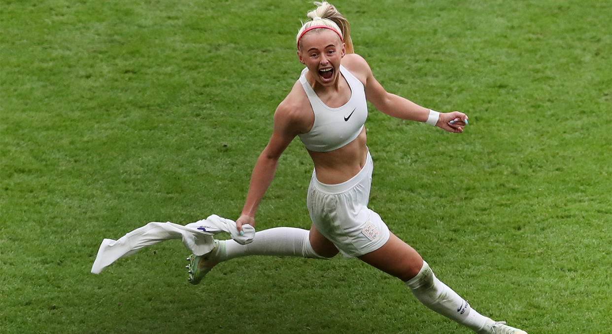 England's Chloe Kelly celebrating her 111th-minute history-making goal. (Getty Images)