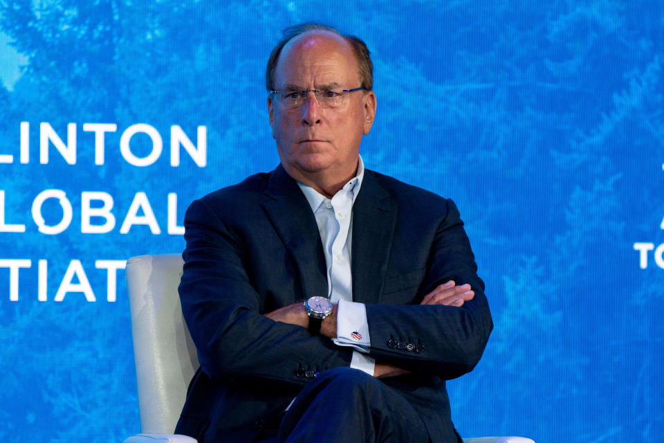 Larry Fink ประธานและซีอีโอของ BlackRock พูดระหว่างการประชุม Clinton Global Initiative (CGI) ในแมนฮัตตัน นิวยอร์กซิตี้ สหรัฐอเมริกา 19 กันยายน 2022 REUTERS / David 'Dee' Delgado