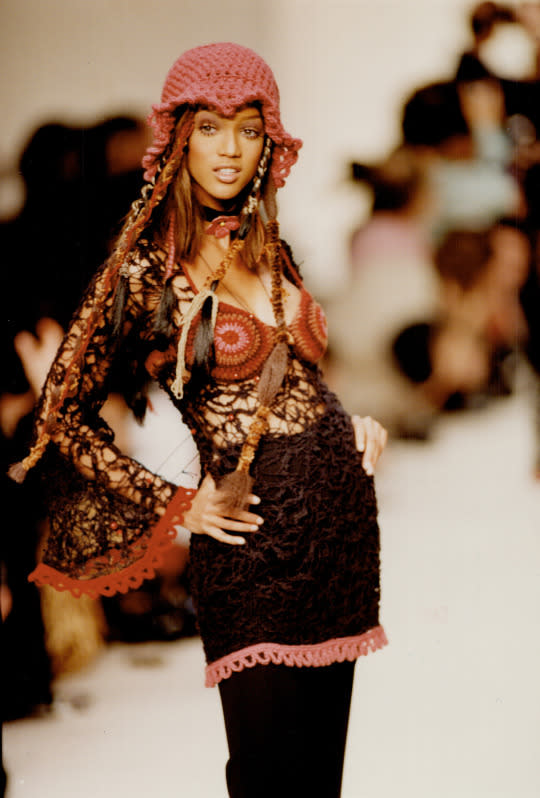 Tyra Banks on the Runway in Canada, 1993