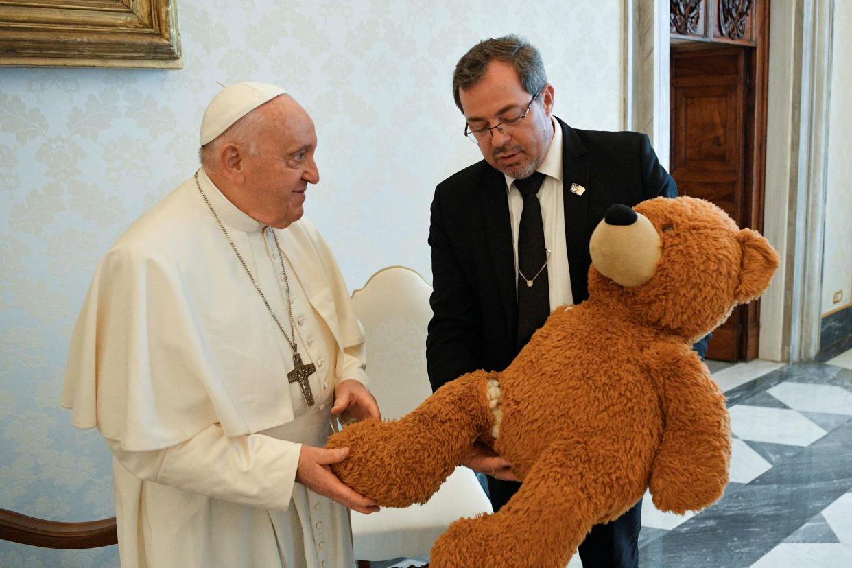 Pope Francis meets Ukraine's ambassador to the Vatican, Andriy Yurash at the Vatican (via REUTERS)