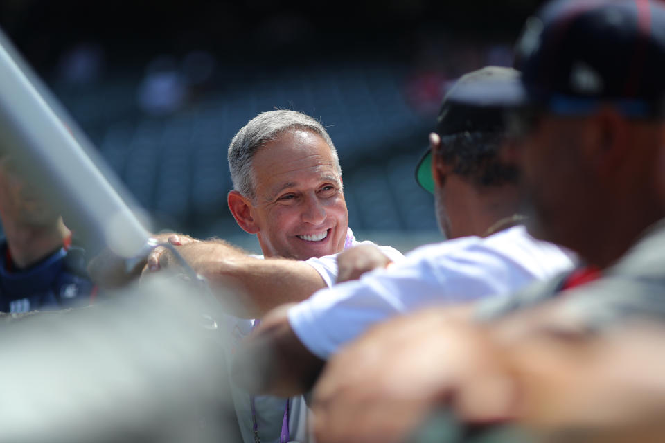 Tony Pettitti pełnił różne funkcje kierownicze w Major League Baseball i jest teraz w kolejce do zostania kolejnym komisarzem Wielkiej Dziesiątki.  (Zdjęcie: Alex Trautwig/MLB Photos za pośrednictwem Getty Images)