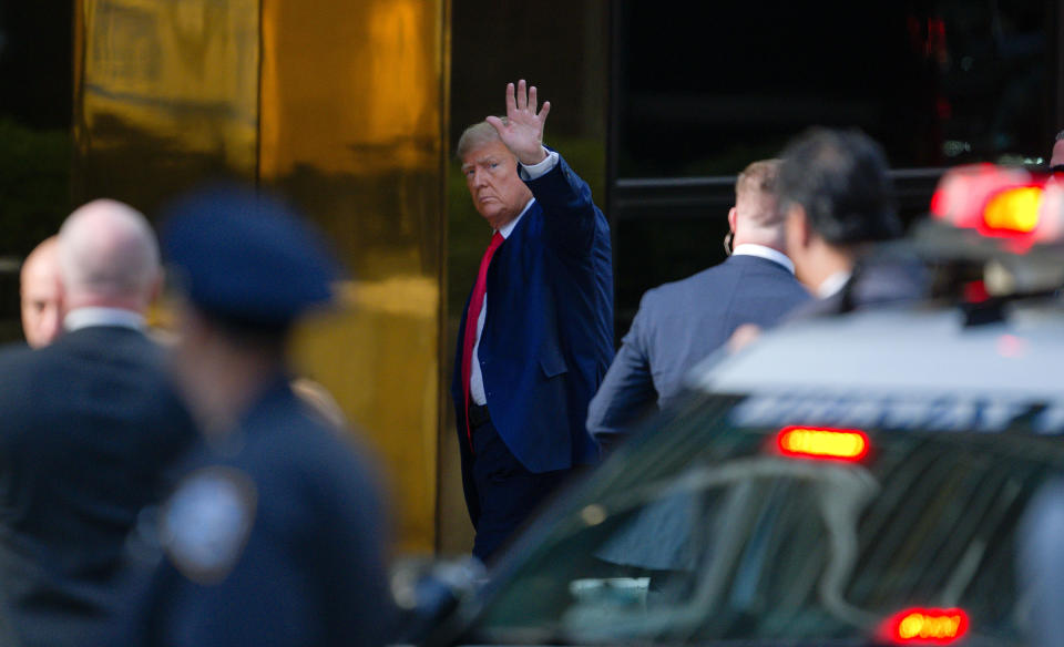 Former President Donald Trump arrives at Trump Tower in Manhattan on April 3, 2023.<span class="copyright">James Devaney—GC Images/Getty Images</span>