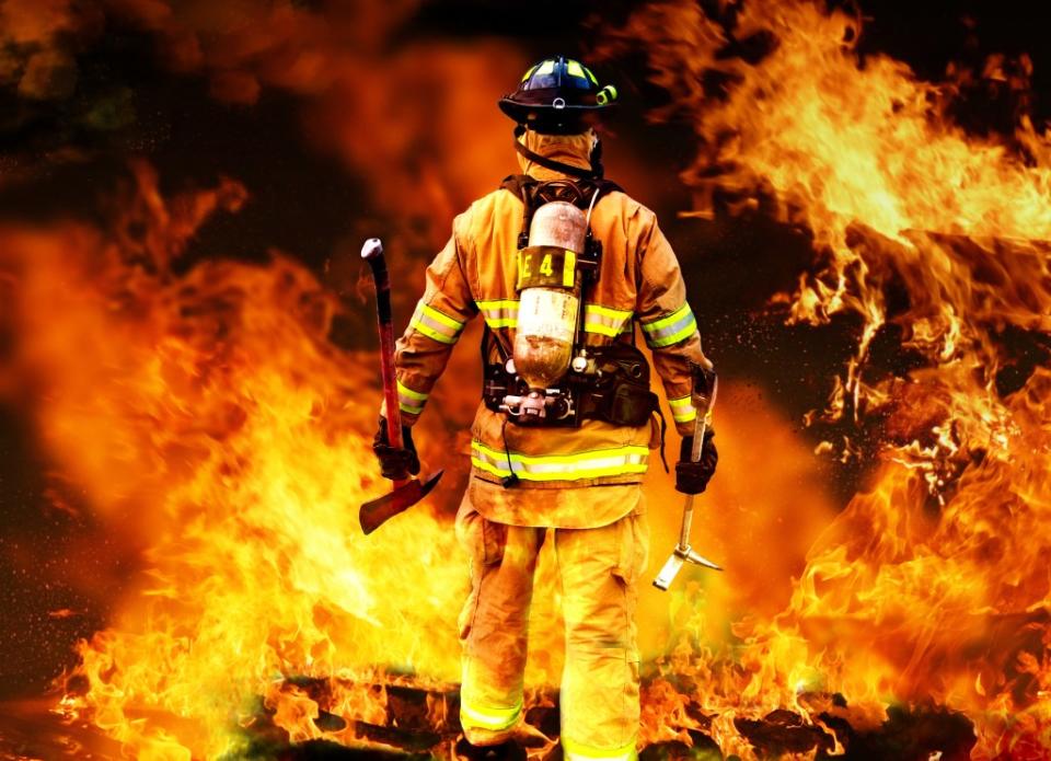 Fanning the flames: Simonds said firefighters were most likely to cheat. Digital Storm – stock.adobe.com