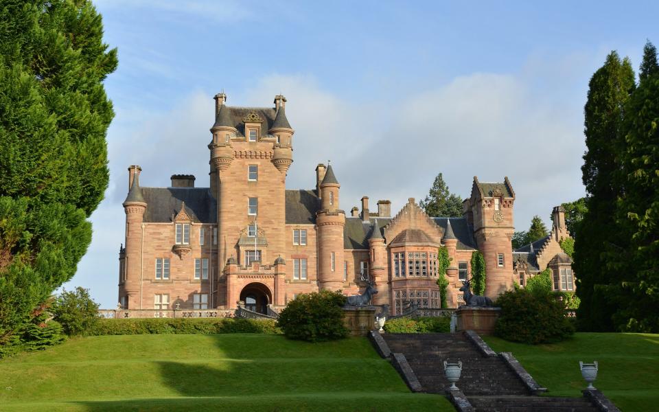 The show is filmed at Ardross Castle in Easter Ross, which is surrounded by lochs and woodlands