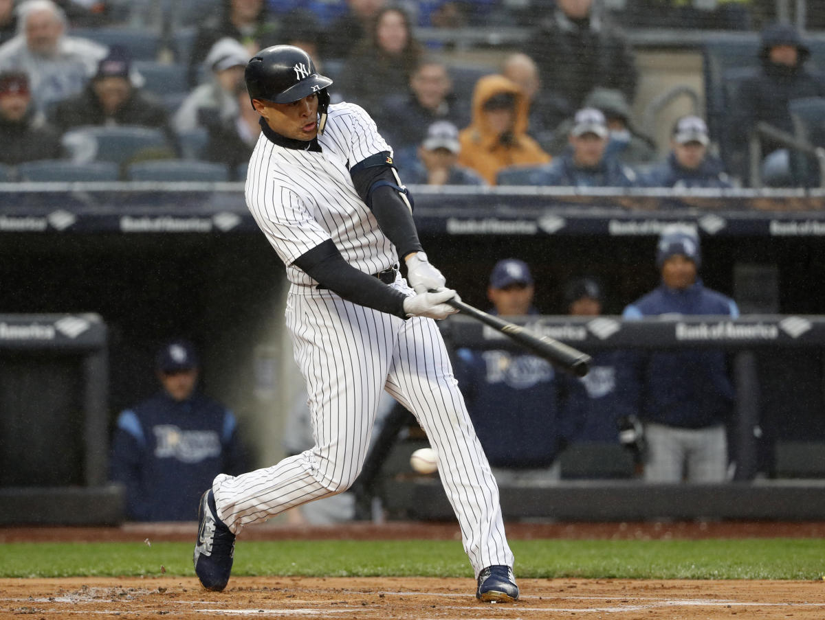 Yankees' Giancarlo Stanton emotional after hitting bomb, winning