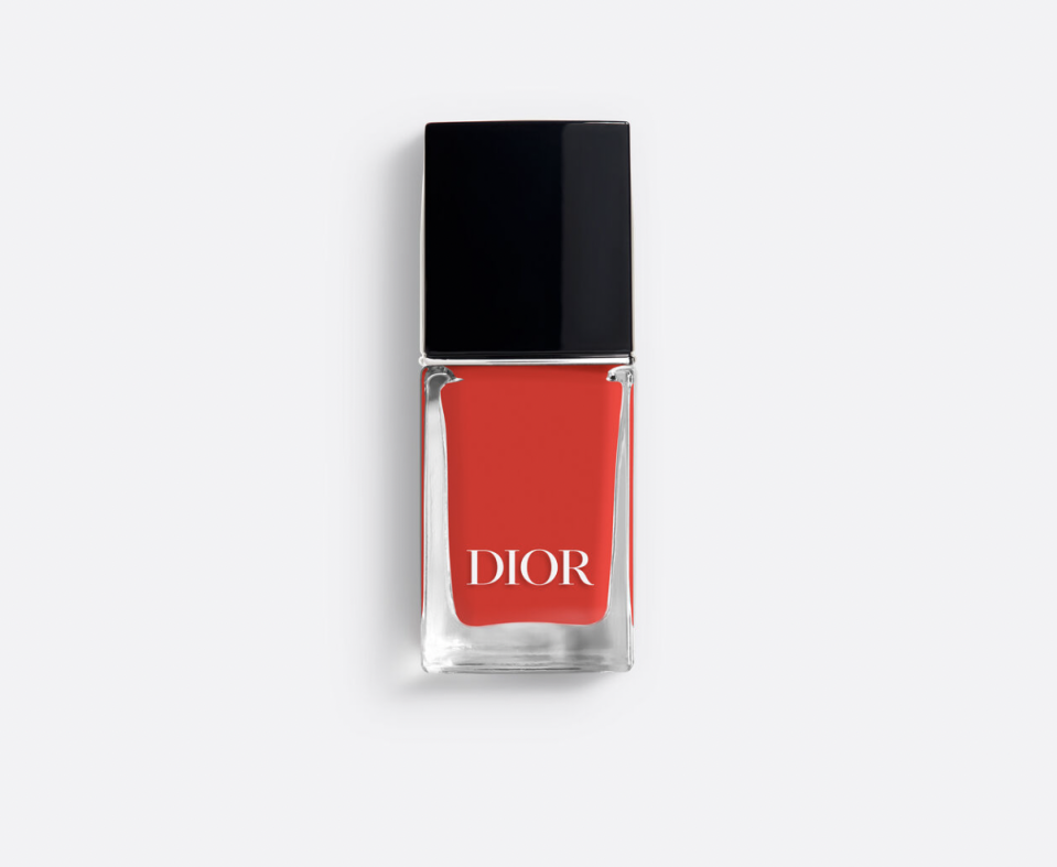 Dior Vernis Red Smile - nail polish