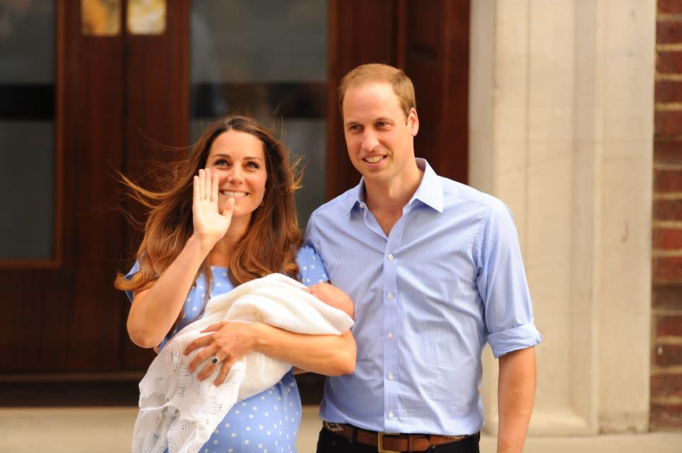 Die Herzogin von Cambridge und das geheime Kleid, das sie mit zur Geburt von Prinz George nahm