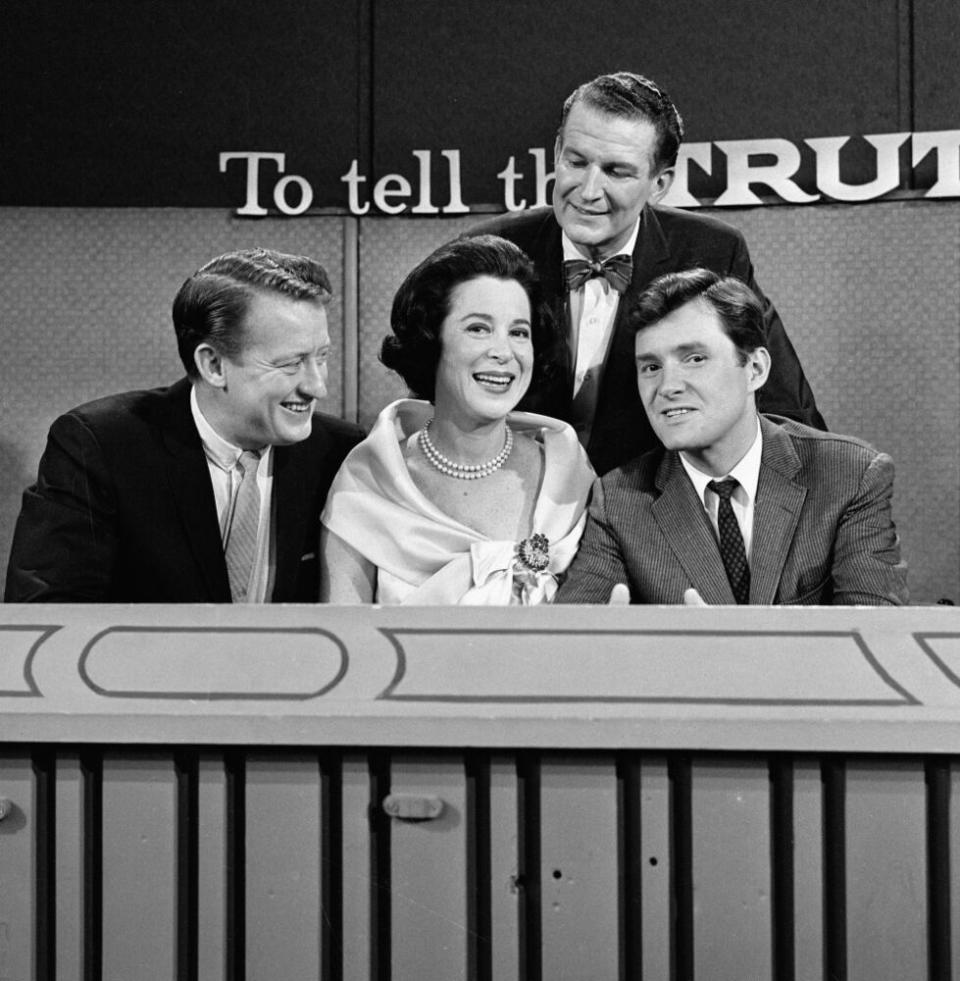 Orson Bean with Tom Poston, Kitty Carlisle, and host Bud Collyer on the set of To Tell the Truth | CBS Photo Archive/Getty Images
