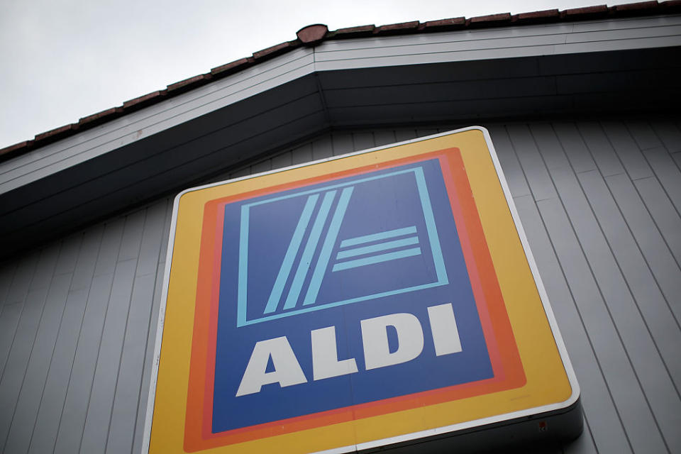 Weil Aldi Nord und Aldi Süd künftig enger zusammenrücken, wird das Sortiment umgestellt. (Bild: Getty Images)