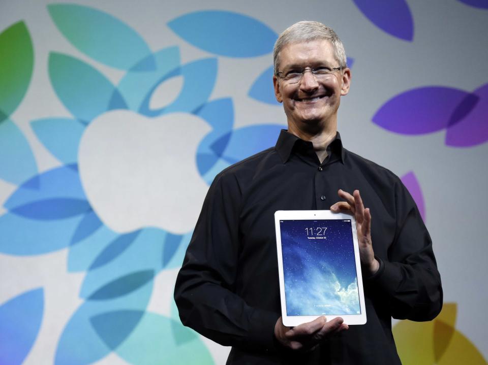 Tim Cook iPad