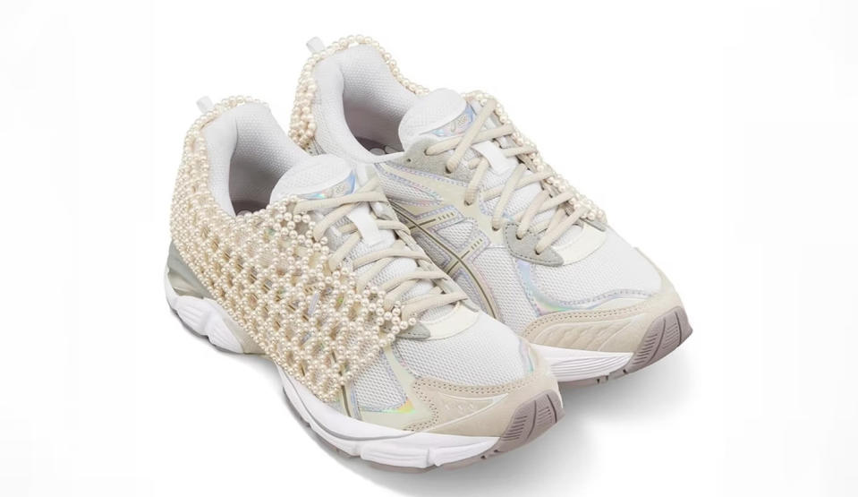 Tasaki Asics GT-2160 Pearls 