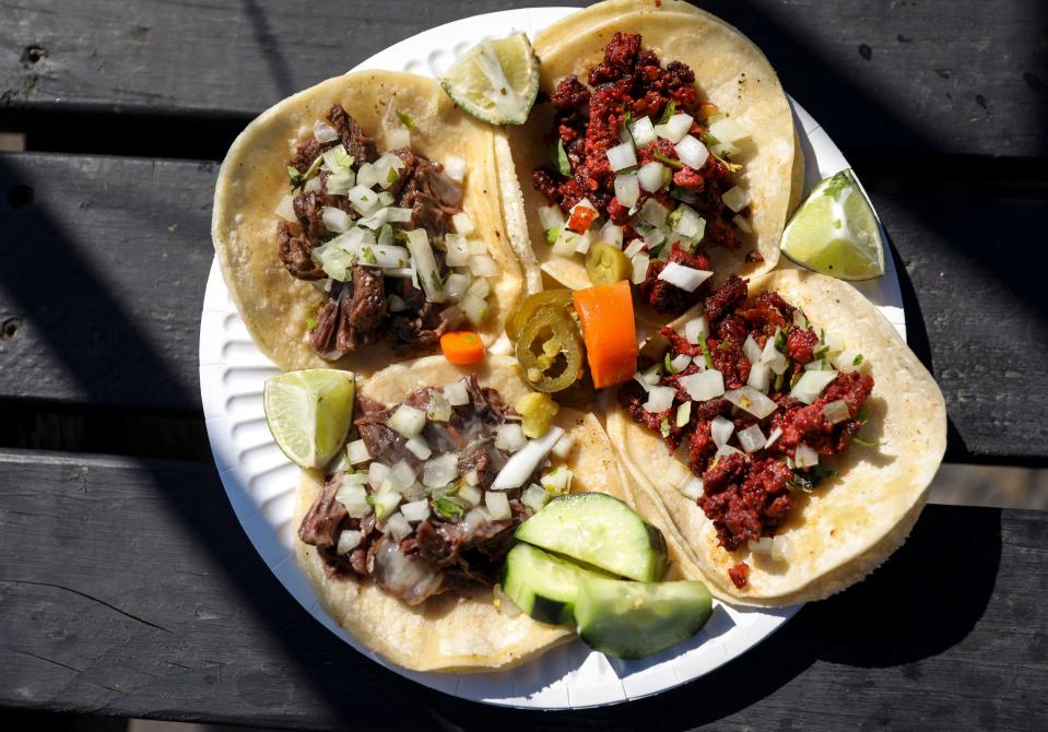 Perro Taquero serves cabeza, chorizo and other tacos for $1 all day on Tuesdays in the lot of The Country Corner Gift Shop in Turner, Ore.