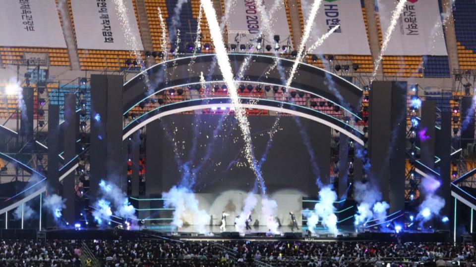 VICTON前成員韓勢透露，幾乎只有能登上音樂祭的A咖韓團才有賺到錢。（圖／news1提供）