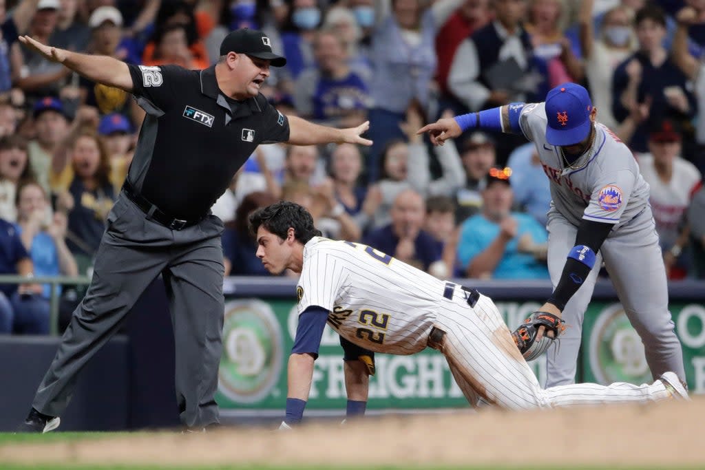 METS-CERVECEROS (AP)