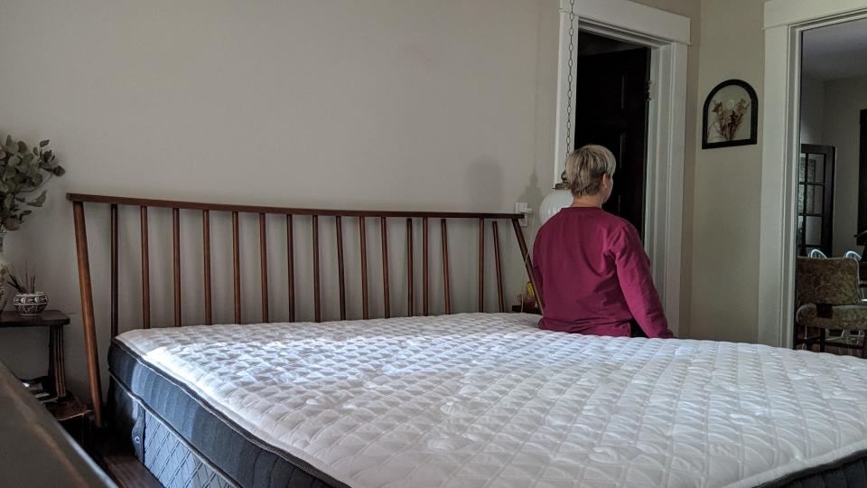 Puffy Royal Hybrid mattress review image