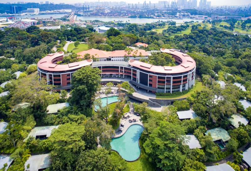 川金會地點，新加坡聖淘沙島嘉佩樂酒店（Ryanjbrown91@Wikipedia / CC BY-SA 4.0）