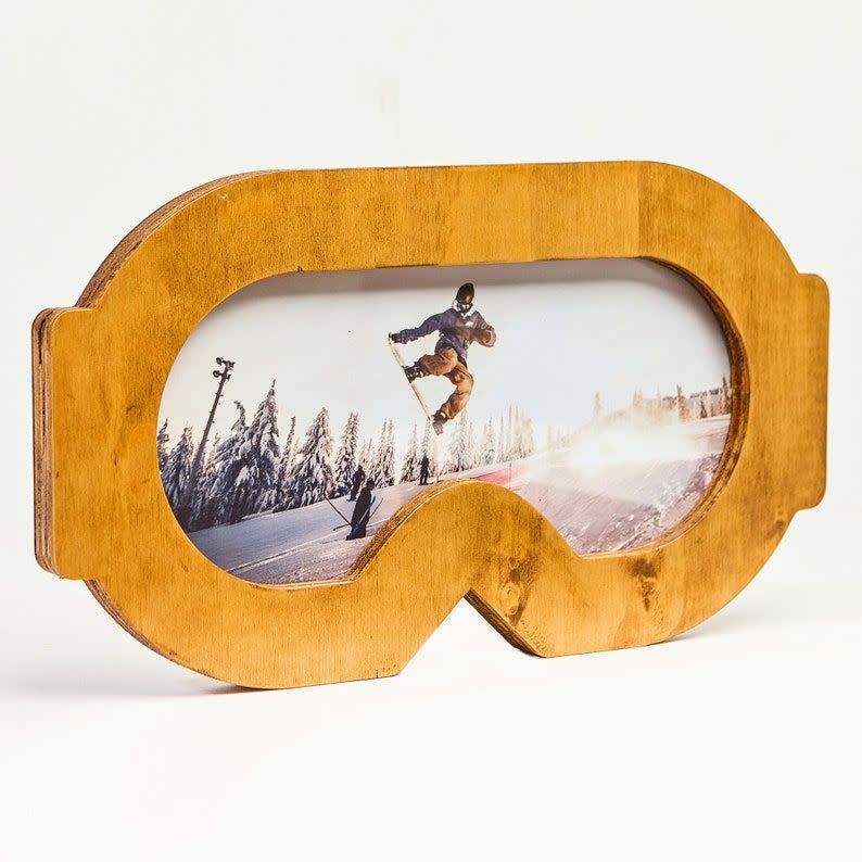 9) Goggles Custom Frame