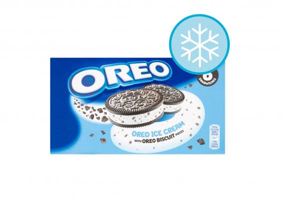 This Oreo ice cream biscuit is a combination of two of our favourite things (Tesco)
