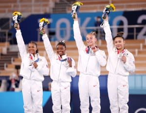 Simone Biles Praises Teammates After Olympics Withdrawal