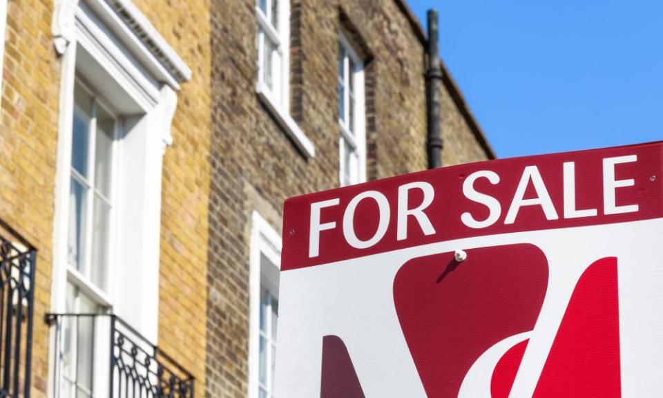 a house for sale sign