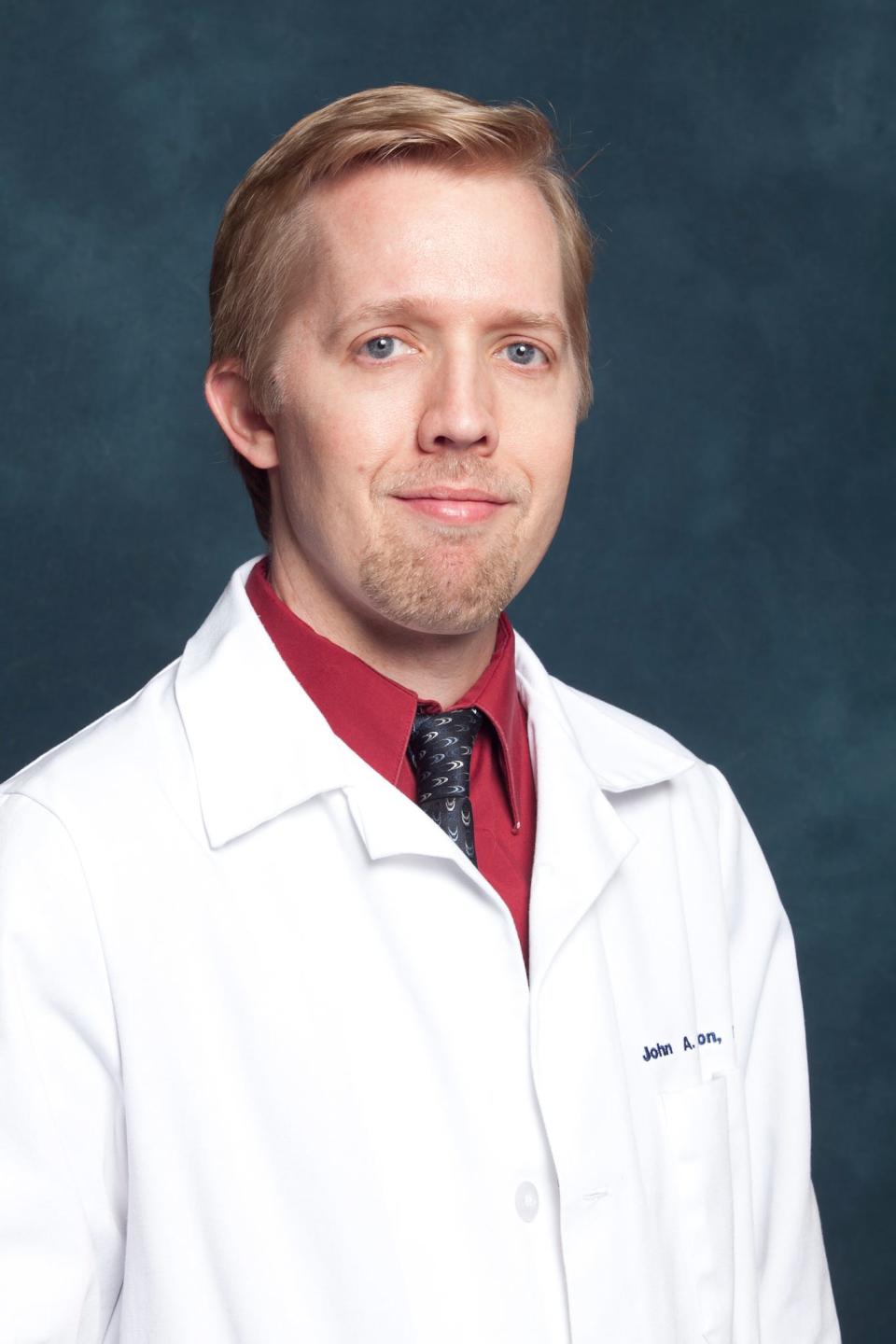 Dr. John Bertelson is an Austin behavioral neurologist and an assistant professor at Dell Medical School.