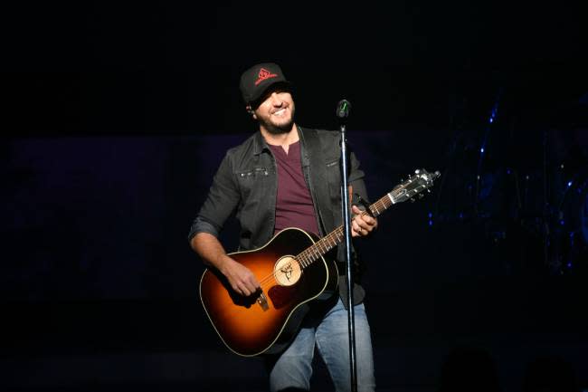 luke-bryan-news