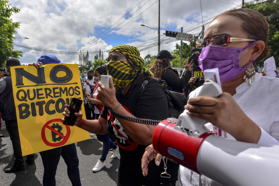 A protest against the Bitcoin law in San Salvador, El Salvador. Photo: Camilo Freedman/Aphotografia/Getty