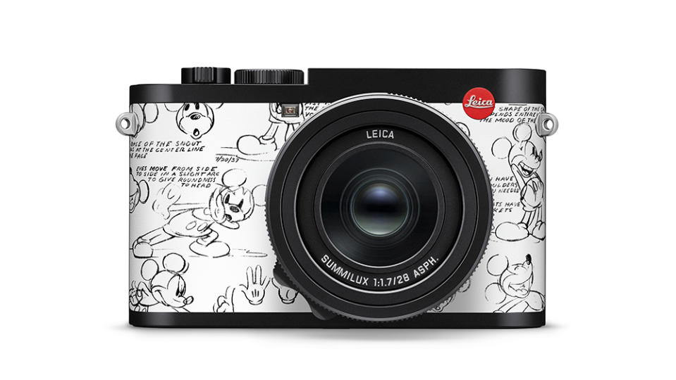 Leica Q2: Disney “100 Years of Wonder”