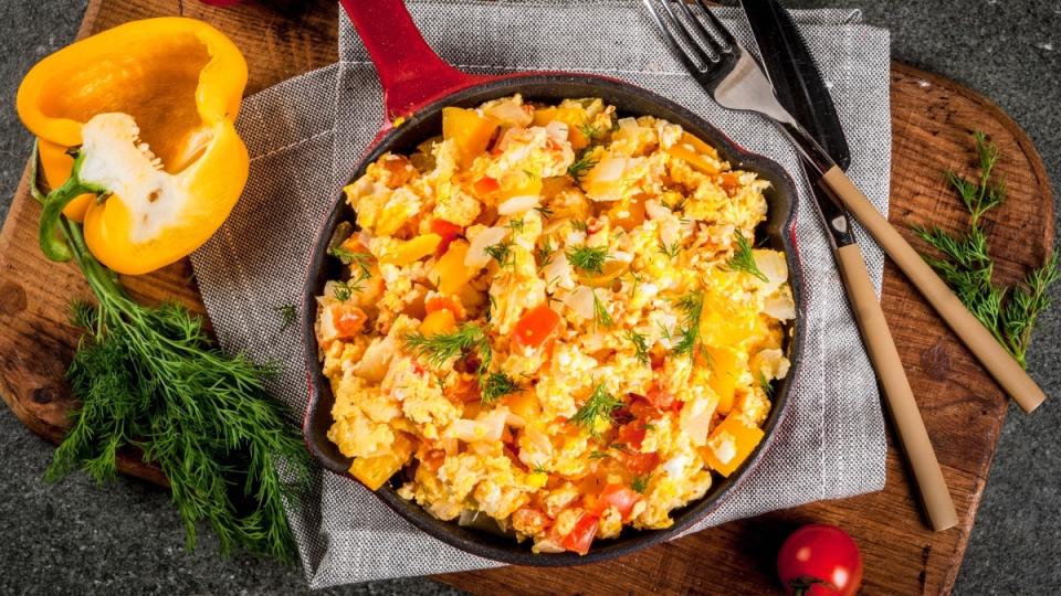 A skillet of vegetable egg scramble, which can help heal adrenals